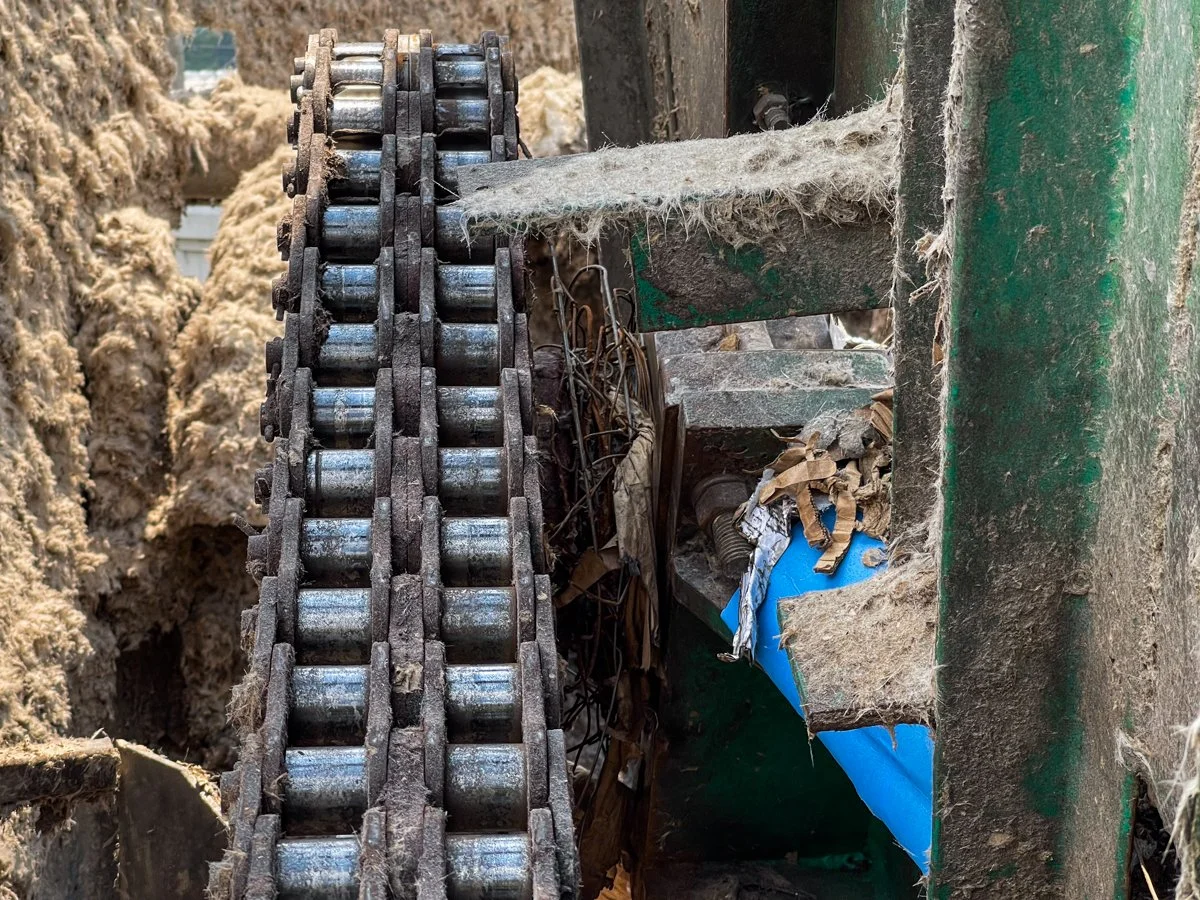 Conveyor headshaft and tailshaft drive assembly